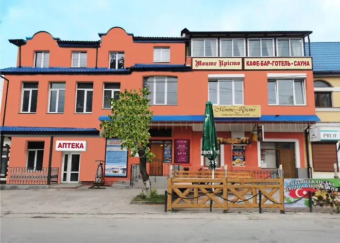 Готель Монте-Крісто Кам'янець-Подільский